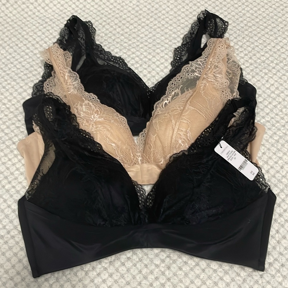 Understance wireless lace bras 36D